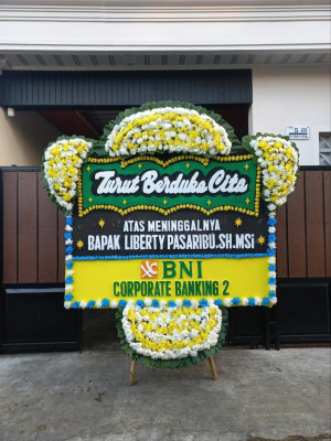 Papan Bunga Duka di Kersamenak