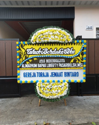 Papan Bunga Duka di Kersamenak